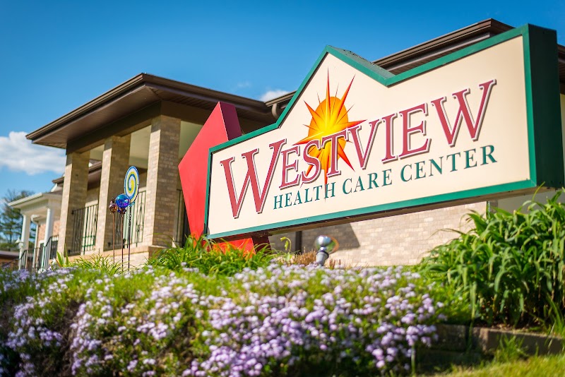 WESTVIEW HEALTH CARE CENTER nursing home in DAYVILLE, CT - Photo 4 of 5