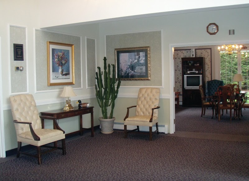 APPLE REHAB COLCHESTER nursing home in COLCHESTER, CT - Photo 4 of 5