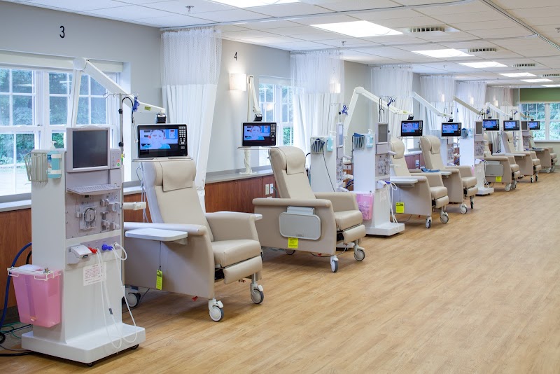 COMPLETE CARE AT KIMBERLY HALL-SOUTH nursing home in WINDSOR, CT - Photo 4 of 5