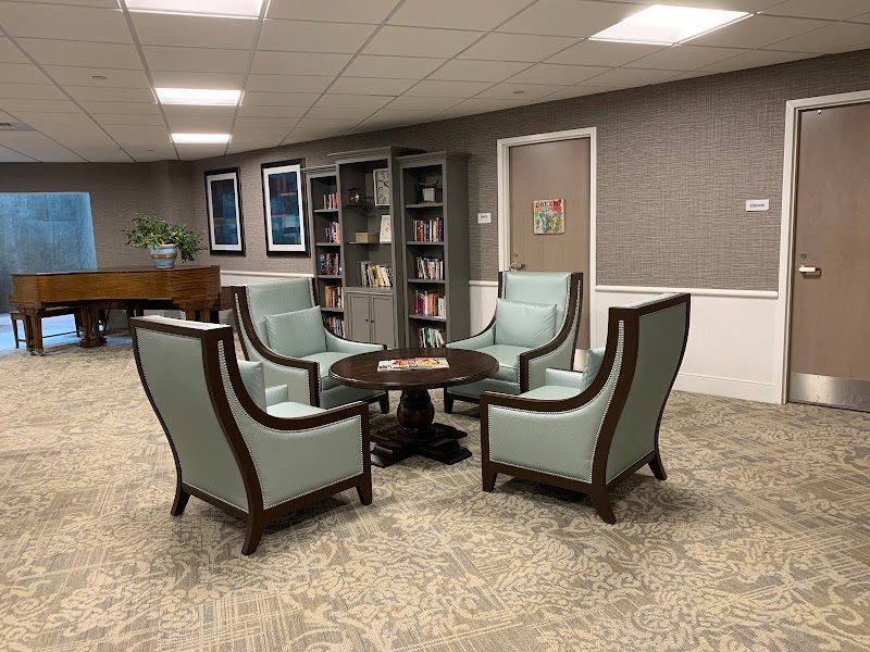 RIVER GLEN HEALTH CARE CENTER nursing home in SOUTHBURY, CT - Photo 2 of 10