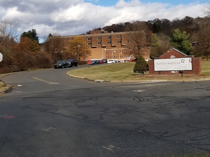 JEFFERSON HOUSE nursing home in NEWINGTON, CT - Photo 4 of 7