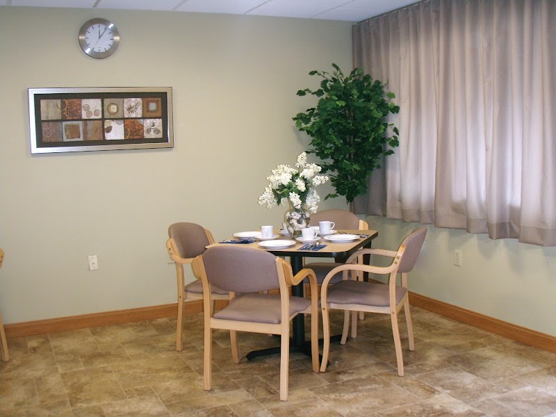 APPLE REHAB SHELTON LAKES nursing home in SHELTON, CT - Photo 5 of 5