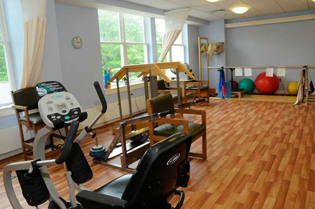 CALEB HITCHCOCK HEALTH CENTER nursing home in BLOOMFIELD, CT - Photo 5 of 10
