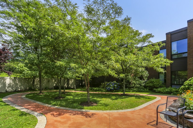 WAVENY CARE CENTER nursing home in NEW CANAAN, CT - Photo 2 of 10