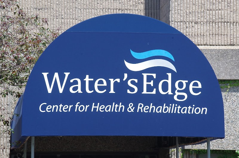 WATER'S EDGE CENTER FOR HEALTH & REHAB nursing home in MIDDLETOWN, CT - Photo 2 of 5