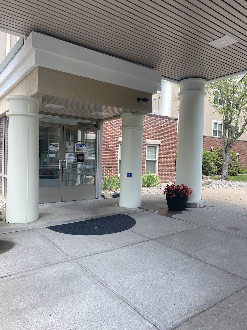 MANSFIELD CENTER FOR NURSING AND REHABILITATION nursing home in STORRS MANSFIELD, CT - Photo 4 of 5