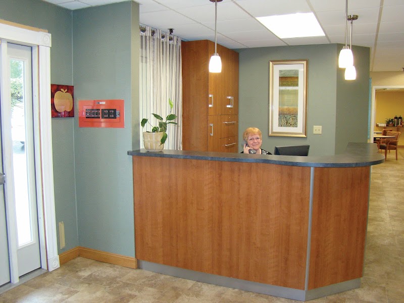 APPLE REHAB WEST HAVEN nursing home in WEST HAVEN, CT - Photo 5 of 5