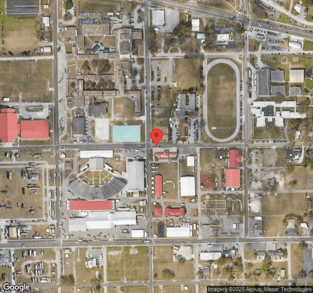 COMMUNITY CONVALESCENT CENTER nursing home in PLANT CITY, FL - Photo 1 of 5