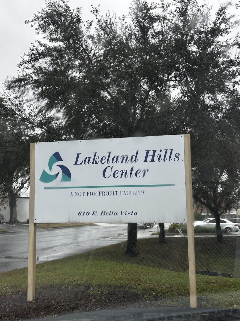 LAKELAND HILLS CENTER nursing home in LAKELAND, FL - Photo 5 of 5