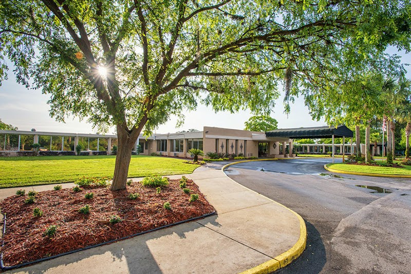 ST AUGUSTINE HEALTH AND REHABILITATION CENTER nursing home in SAINT AUGUSTINE, FL - Photo 2 of 5