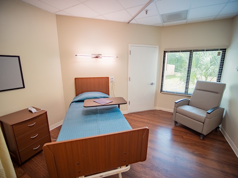 SOLARIS HEALTHCARE FOREST LAKE nursing home in APOPKA, FL - Photo 3 of 6