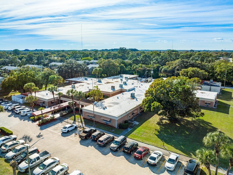 SANDGATE GARDENS REHAB AND NURSING CENTER nursing home in FORT PIERCE, FL - Photo 2 of 5