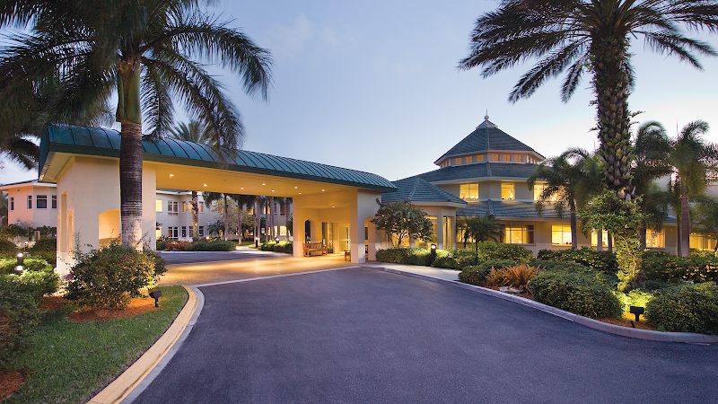 CHATEAU AT MOORINGS PARK, THE nursing home in NAPLES, FL - Photo 2 of 10