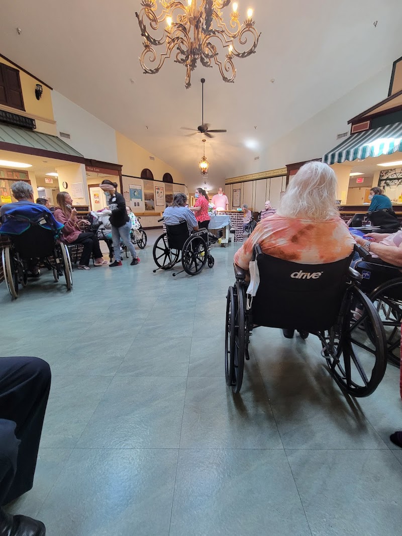 AVIATA AT NORTH FORT MYERS nursing home in N FT MYERS, FL - Photo 2 of 5
