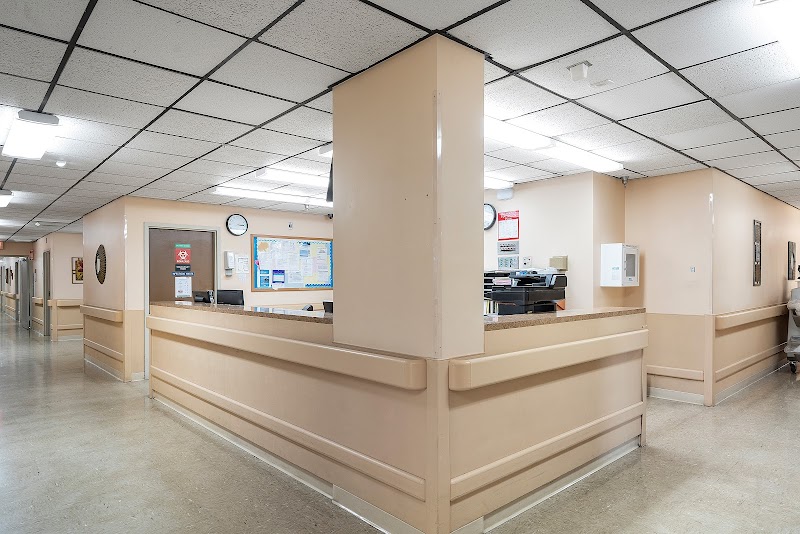WINTER GARDEN REHABILITATION AND NURSING CENTER nursing home in WINTER GARDEN, FL - Photo 2 of 5