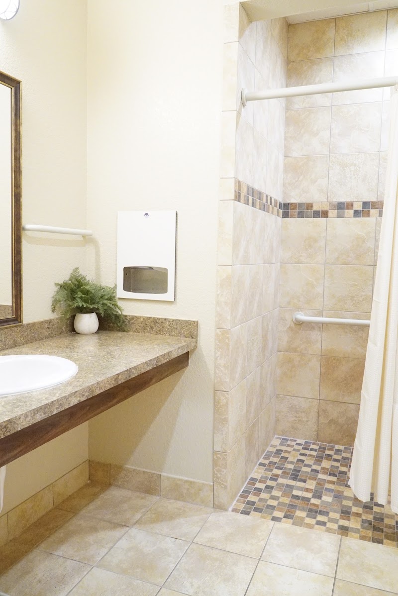 PALM GARDEN OF WINTER HAVEN nursing home in WINTER HAVEN, FL - Photo 5 of 5