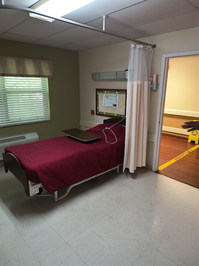 AVIATA AT THE SEA - HARBOR BEACH nursing home in FORT LAUDERDALE, FL - Photo 3 of 6
