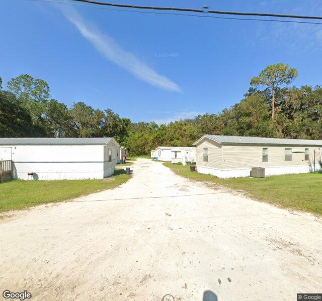 SURREY PLACE NURSING CENTER nursing home in LIVE OAK, FL - Photo 2 of 2