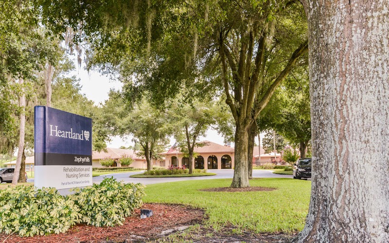 HILLSIDE HEALTH AND REHABILITATION CENTER nursing home in ZEPHYRHILLS, FL - Photo 3 of 5