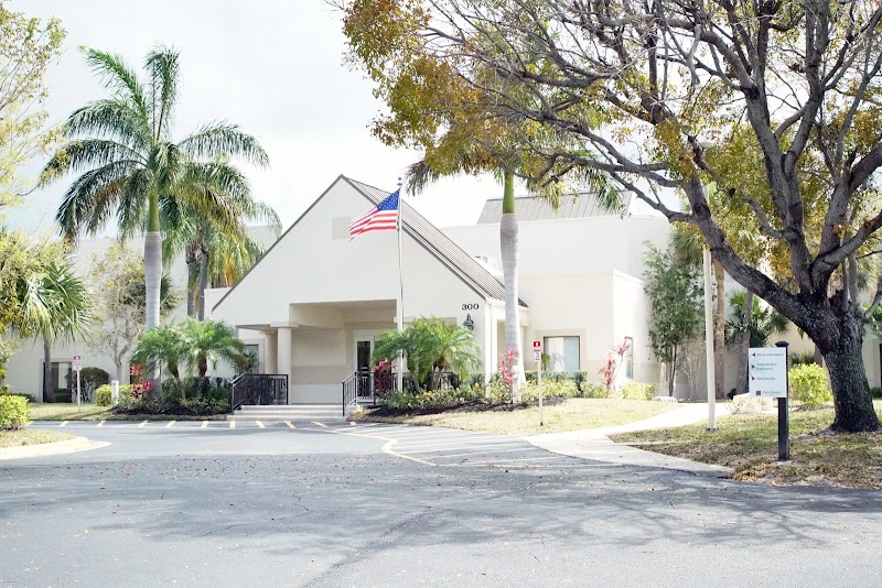 PALM GARDEN OF WEST PALM BEACH nursing home in WEST PALM BEACH, FL - Photo 4 of 5