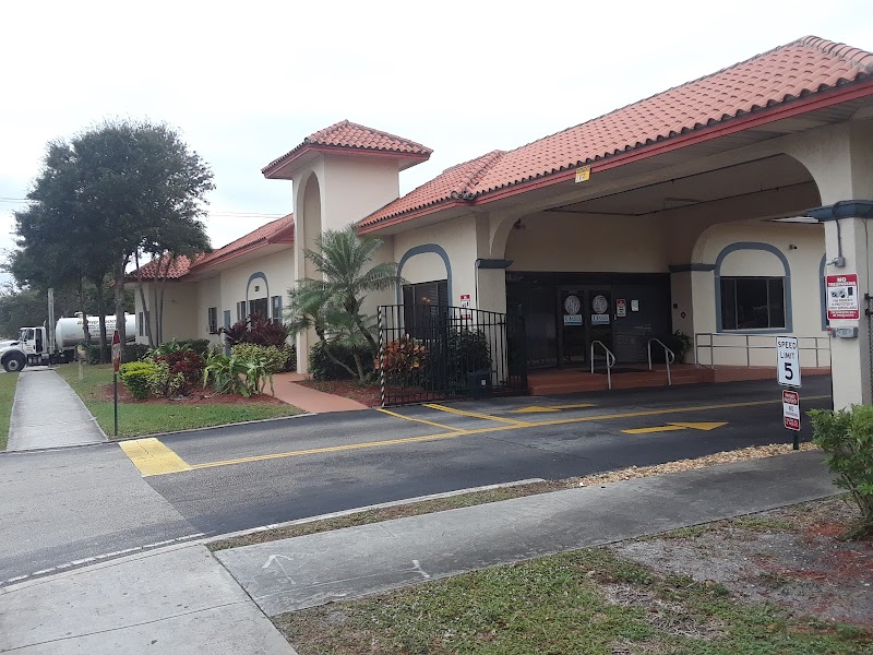 LAKE WORTH REHABILITATION CENTER nursing home in LAKE WORTH, FL - Photo 3 of 5