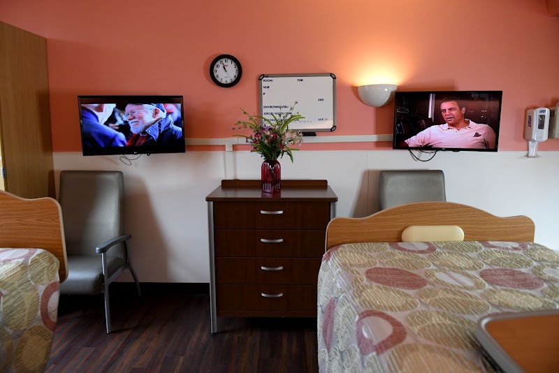 MEMORIAL MANOR nursing home in PEMBROKE PINES, FL - Photo 5 of 10