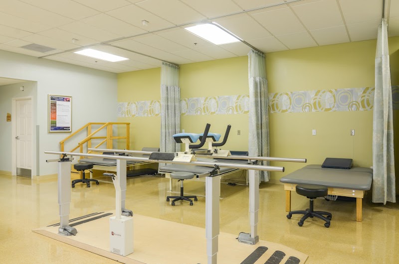 OAKPARK HEALTH AND REHABILITATION CENTER nursing home in PALM HARBOR, FL - Photo 4 of 10