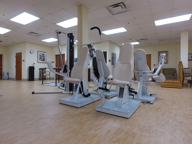 PALM GARDEN OF PINELLAS nursing home in LARGO, FL - Photo 3 of 5