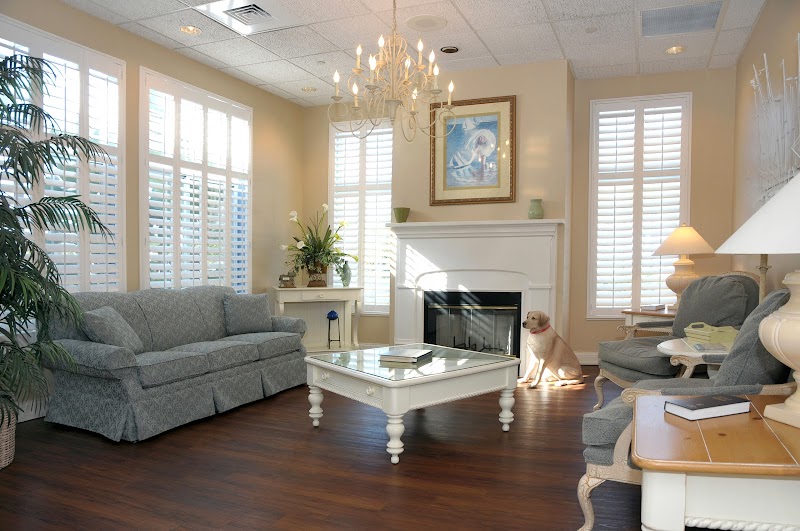LIFE CARE CENTER OF WINTER HAVEN nursing home in WINTER HAVEN, FL - Photo 4 of 10