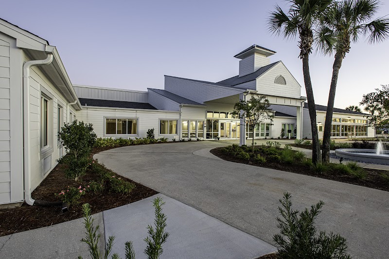 COMMUNITY HEALTH AND REHABILITATION CENTER nursing home in PANAMA CITY, FL - Photo 2 of 10