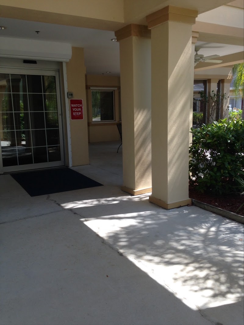 ASPIRE AT EVANS nursing home in FORT MYERS, FL - Photo 2 of 4