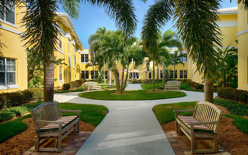 LODGE AT CYPRESS COVE, THE nursing home in FORT MYERS, FL - Photo 2 of 10