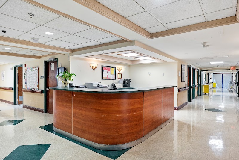 JACKSON GARDENS HEALTH AND REHABILITATION CENTER nursing home in MIAMI, FL - Photo 5 of 10