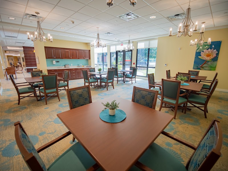 SOLARIS HEALTHCARE WATERMAN nursing home in TAVARES, FL - Photo 3 of 10