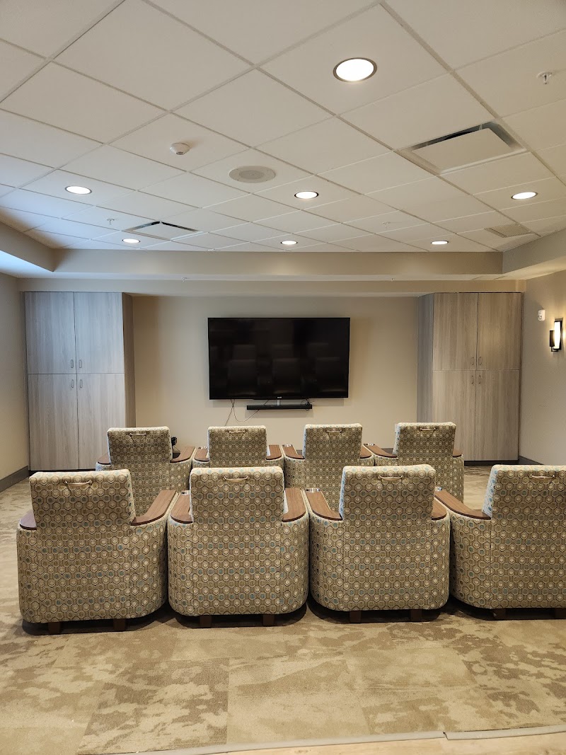 APOPKA HEALTH AND REHABILITATION CENTER nursing home in APOPKA, FL - Photo 3 of 5