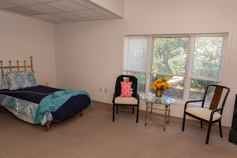 MAGNOLIA MANOR OF COLUMBUS NURSING CENTER - EAST nursing home in COLUMBUS, GA - Photo 5 of 5