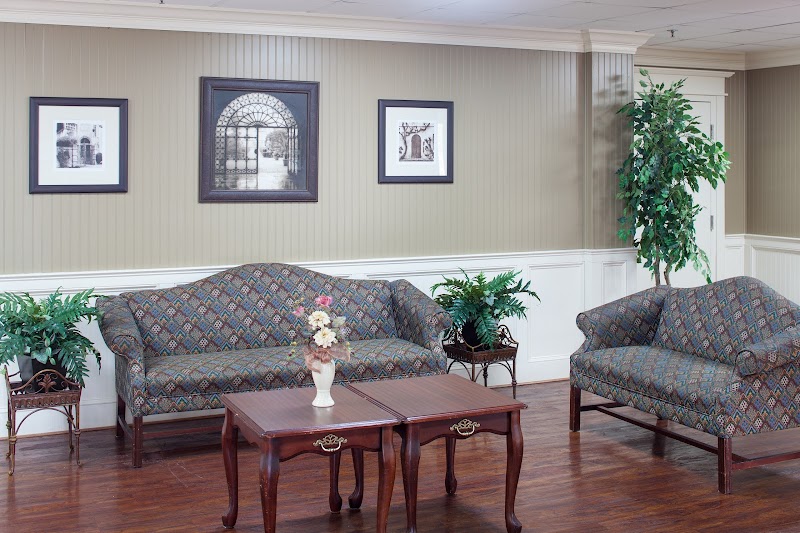 RIVERDALE CENTER FOR NURSING AND HEALING nursing home in RIVERDALE, GA - Photo 5 of 5