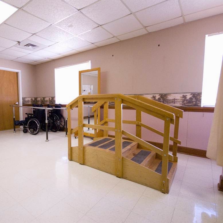 WARRENTON HEALTH AND REHAB nursing home in WARRENTON, GA - Photo 3 of 5
