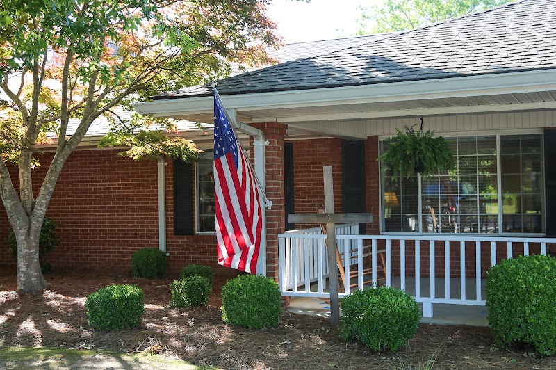 HERITAGE INN OF SANDERSVILLE HEALTH AND REHAB nursing home in SANDERSVILLE, GA - Photo 3 of 10