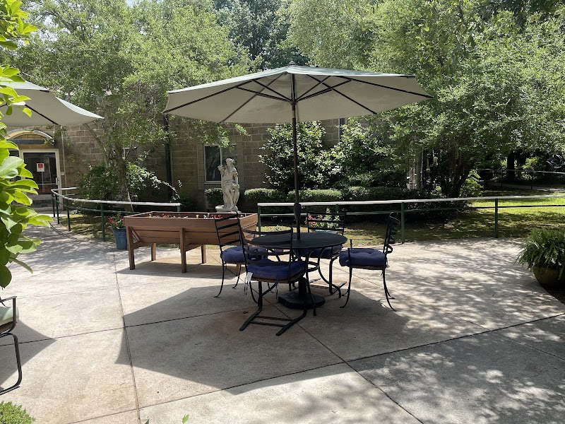 FOUNTAINVIEW CTR FOR ALZHEIMER nursing home in ATLANTA, GA - Photo 3 of 5