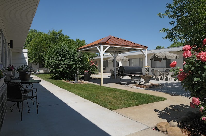 LIFE CARE CENTER OF BOISE nursing home in BOISE, ID - Photo 3 of 10