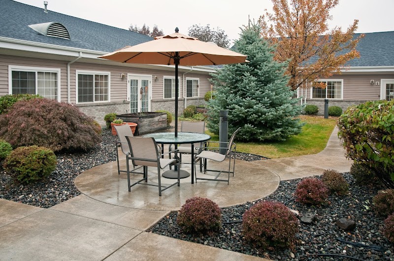 LIFE CARE CENTER OF LEWISTON nursing home in LEWISTON, ID - Photo 4 of 10