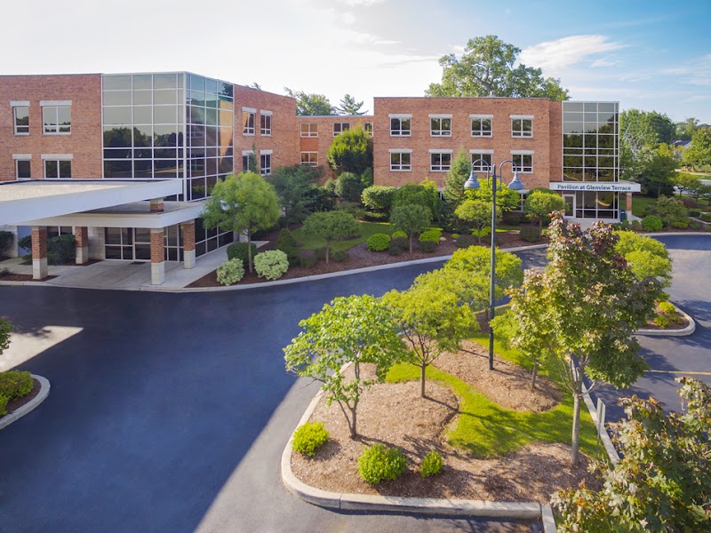 GLENVIEW TERRACE nursing home in GLENVIEW, IL - Photo 3 of 10