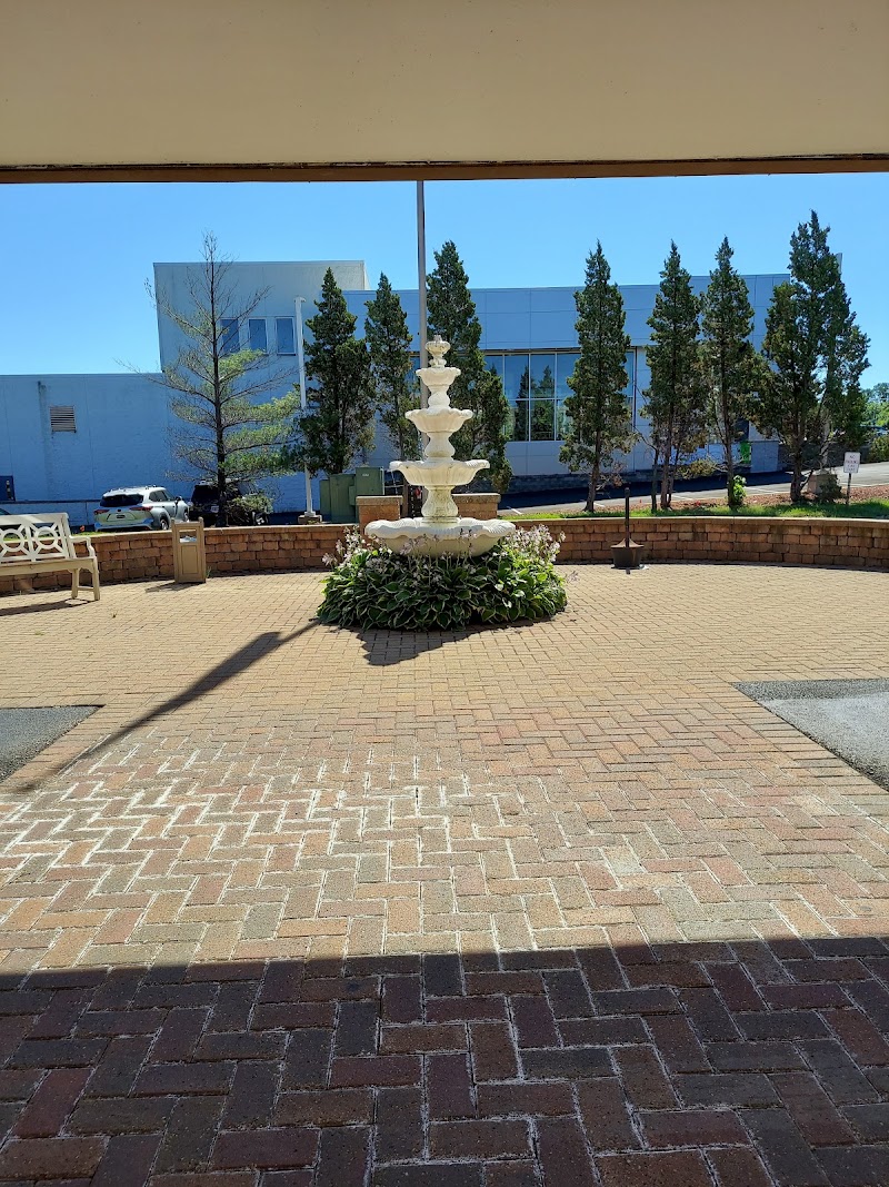 Oakwood Rehab and Nursing Center nursing home in WESTMONT, IL - Photo 3 of 5
