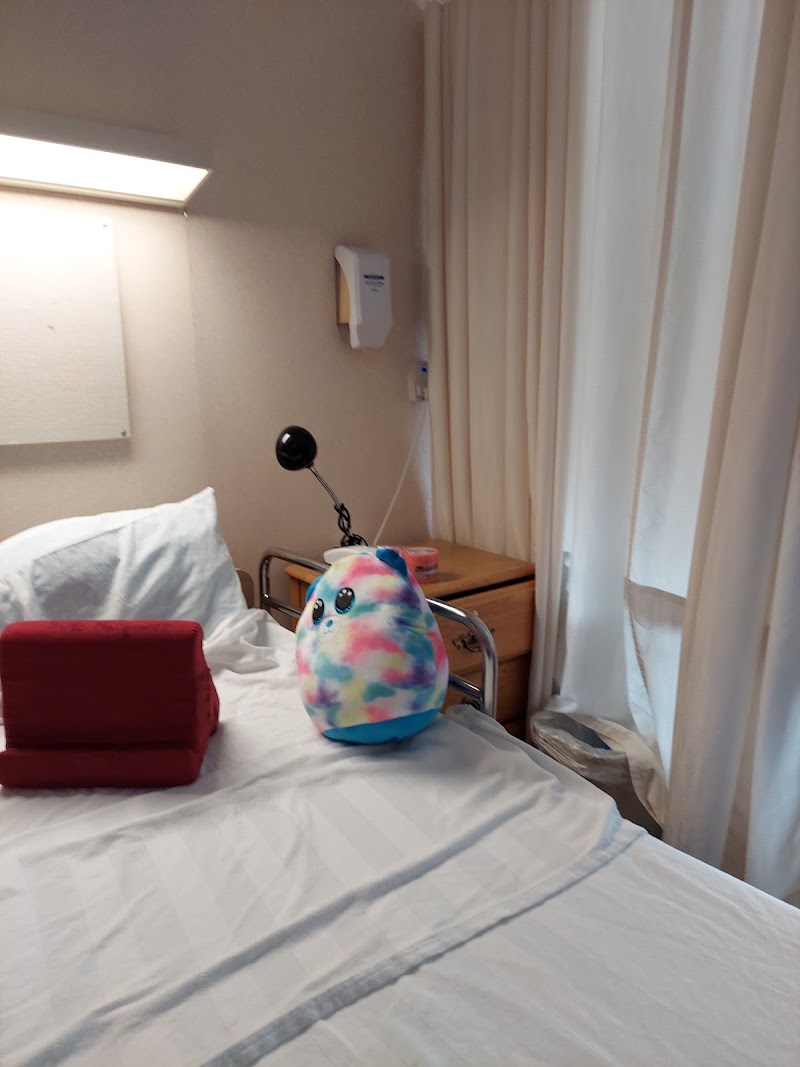 Oakwood Rehab and Nursing Center nursing home in WESTMONT, IL - Photo 4 of 5