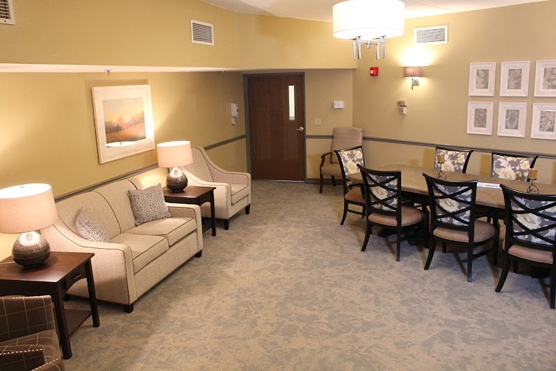 LAKESIDE HEALTH & REHAB CENTER nursing home in CARLINVILLE, IL - Photo 3 of 5