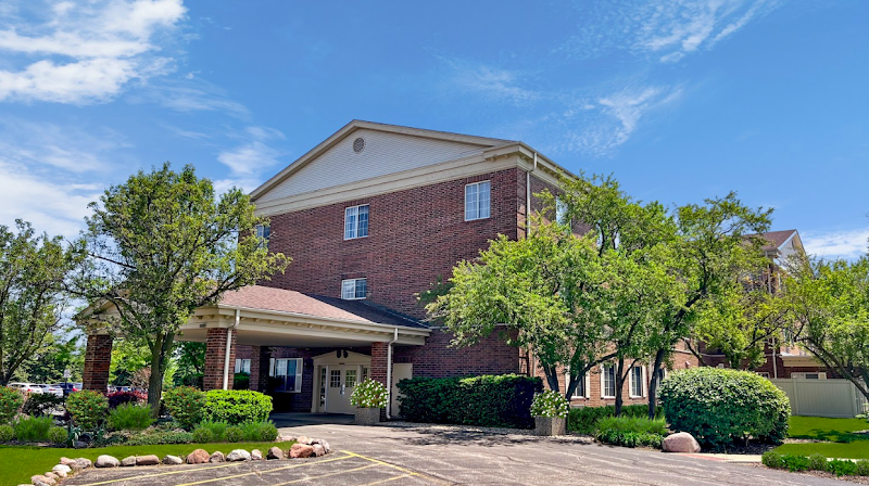 AVANTARA LIBERTYVILLE nursing home in LIBERTYVILLE, IL - Photo 2 of 5