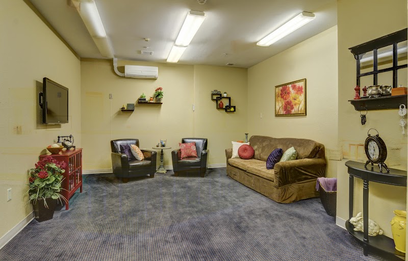 LOFT REHAB & NURSING OF CANTON nursing home in CANTON, IL - Photo 5 of 5