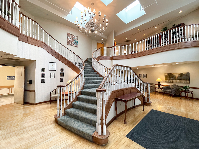 CHATEAU NRSG & REHAB CENTER nursing home in WILLOWBROOK, IL - Photo 2 of 5
