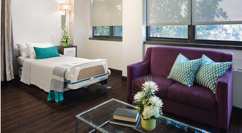 WARREN BARR SOUTH LOOP nursing home in CHICAGO, IL - Photo 3 of 5